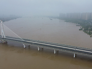 北江流域今日将出现近百年一遇特大洪水， 石角河段启动洪水红色预警