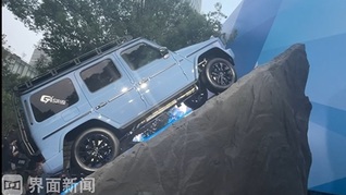 奔馳深度參與上海時(shí)裝周，純電G級(jí)越野車即將上市