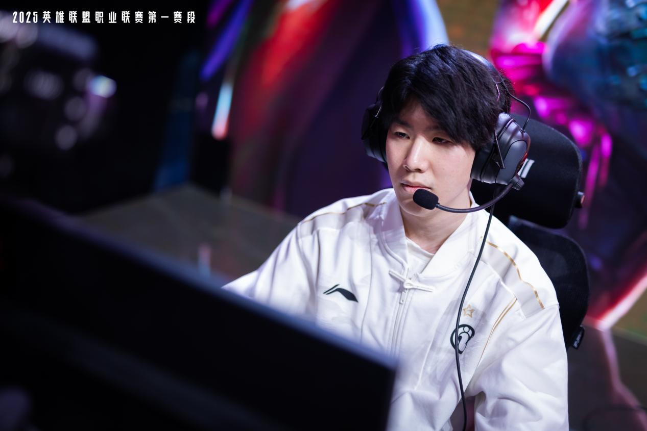 1737528206829280.jpg 1737528206829280.jpg