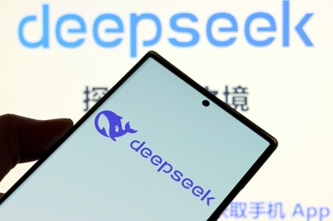 DeepSeek百万年薪招聘上热搜，实习生可月薪过万