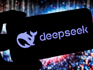 盘前机会前瞻|DeepSeek涨价！本地化部署性价比凸显，这几家公司在企业级部署软件和算力芯片领域深度布局（附概念股）