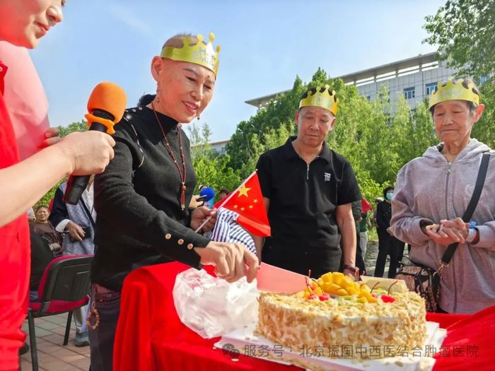 游戏1不倒森林.jpg