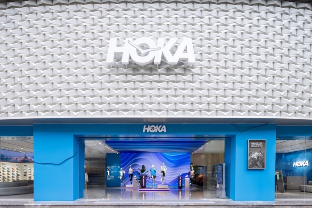HOKA在上海最贵地段开了家1600平米门店