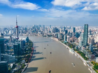 北外灘5年重塑產(chǎn)業(yè)新格局，航運(yùn)和金融貢獻(xiàn)超45%