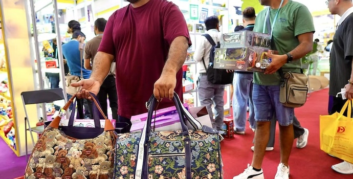 中美经贸谈判取得重大进展，外资考虑上调中国经济增长预测
