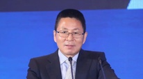 国务院：免去王建军证监会副主席职务