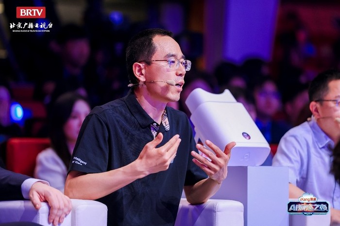健康管理进入AI个性化体检“高定”时代,爱康AI焕燃之夜拉满“年轻态”