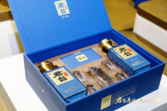 https://img1.jiemian.com/101/original/20250530/import_17485914169785201700110_a700xH.jpg