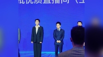 董宇辉、李佳琦现身合肥，两大带货主播首次同框；“口红一哥”因同行离开也曾迷茫，董宇辉称热心善良的网友带来信心