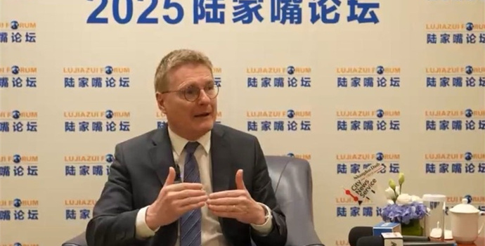【专访】法兰克福金融发展中心董事总经理Hubertus Väth：中国在全球经济中扮演重要角色