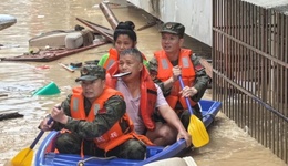 貴州榕江縣城道路積水明顯下降，全縣超10萬人受災