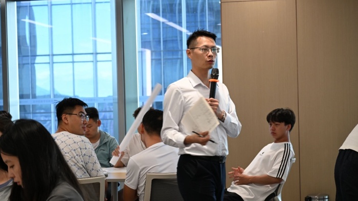 内蒙古农业大学优秀学子走进逸马，在深圳总部感悟连锁方法论与善良哲学！