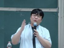 “老登”罗永浩，在新时代争抢麦克风