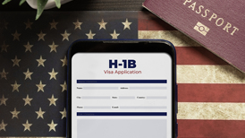 H-1B漫天要价，美国商会把特朗普政府告了