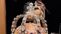 二手交易平台出售“卢浮宫正品”珠宝？闲鱼客服：可举报