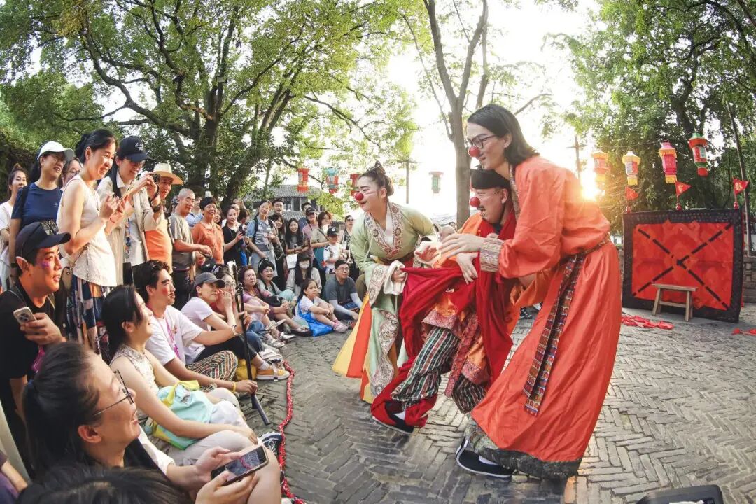 乌镇戏剧节12年,文化与旅游的交融对话——专访黄磊