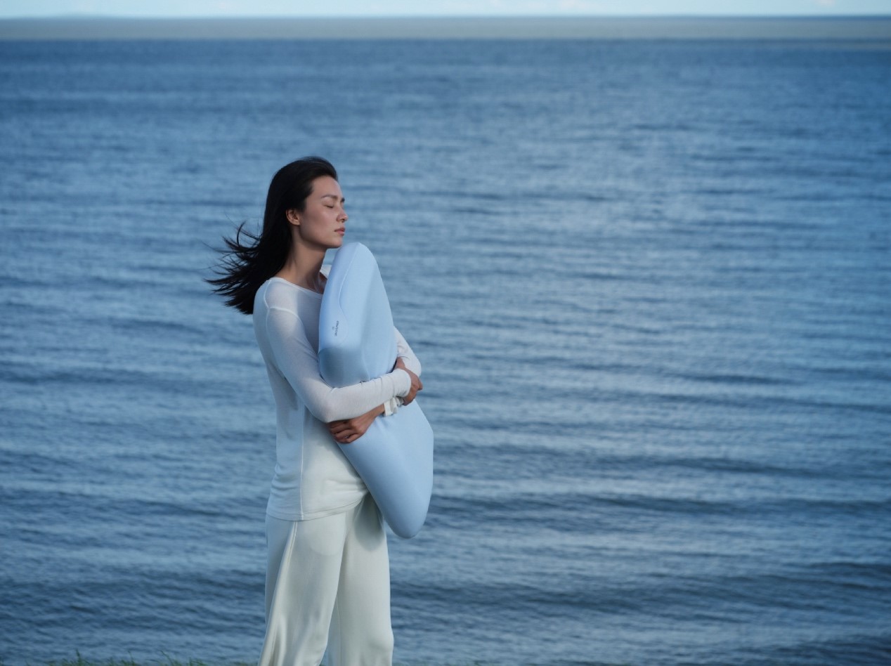 一年卖出 300 多万个枕头,亚朵跨行做对了什么|界面新闻