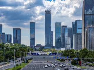 国企利润累计降幅连续两个月收窄，国资将加快布局新兴产业