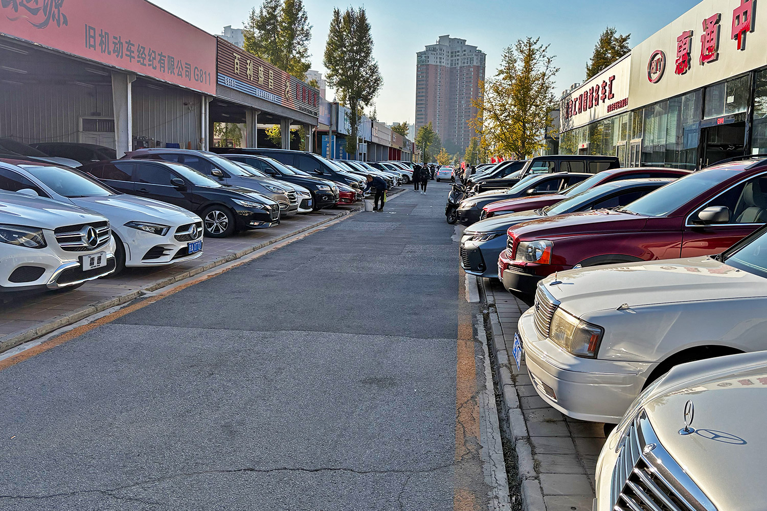 北京花乡二手车市场 图片拍摄/葛成