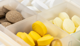 69岁药企“老兵”海正药业再战江湖，跨界医美能否焕发第二春？