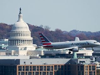 航班减少冲击感恩节消费旺季，停摆持续或致美国四季度GDP增长转负