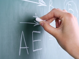 直通部委｜教育部严禁强制师生参与无关教育教学活动 全国整体进入流感流行季