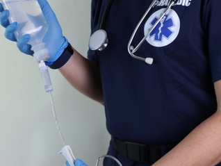 财说｜科伦药业增持石四药，一场输液“联盟“的抱团取暖