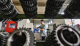 统计局：继续扩内需、优化市场竞争环境，促进物价合理回升