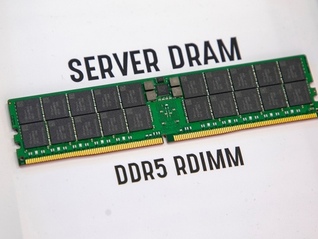 内存条炒成“黑金条”，手机和笔记本电脑很可能都要涨价了