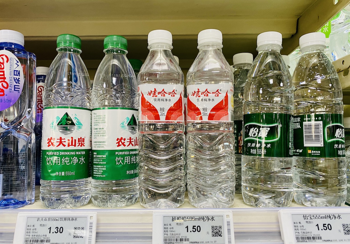 2025年稳住娃哈哈销售的仍是水|界面新闻