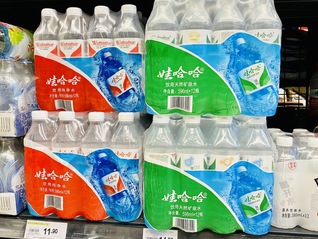 2025年稳住娃哈哈销售的仍是水