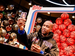 推低价NBA球星卡、联名LABUBU，卡牌公司TOPPS能否激活中国市场？
