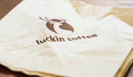 现在是瑞幸的最高光时刻吗？