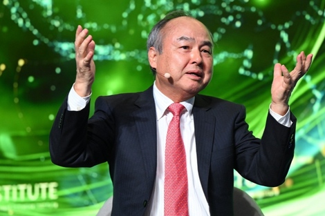 软银孙正义称自己“哭着”清仓英伟达,并驳斥“AI泡沫论”