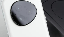 豆包手机：从加价疯抢到吐槽一片，彩蛋竟是锤子归来