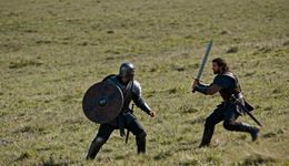 保守的谷歌，激进的豆包