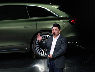 余承东剧透鸿蒙智行多款新车：首款MPV命名为智界V9