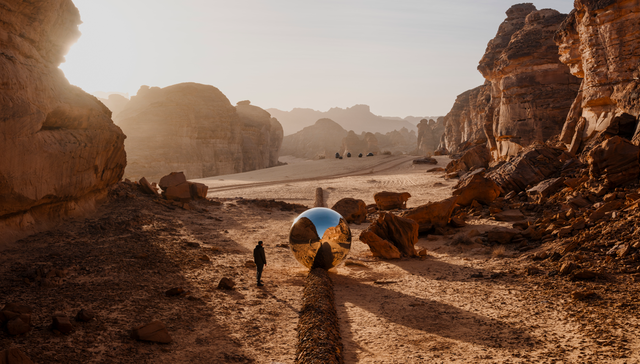 意铂奢华邮轮发布首个环球旅程，埃尔奥拉艺术节启幕 | 一周旅行指南