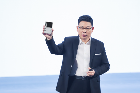 三折叠还没完，HUAWEI为什么又要做阔折叠手机？