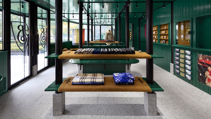 【专访】Burberry集团董事长:中国市场仍在涌现出新一代年轻客人