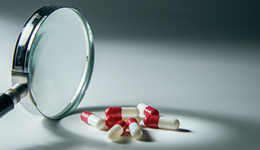 病例是编的，手术是假的，中纪委反腐大片揭医保基金腐败案