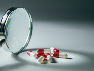 病例是编的，手术是假的，中纪委反腐大片揭医保基金腐败案