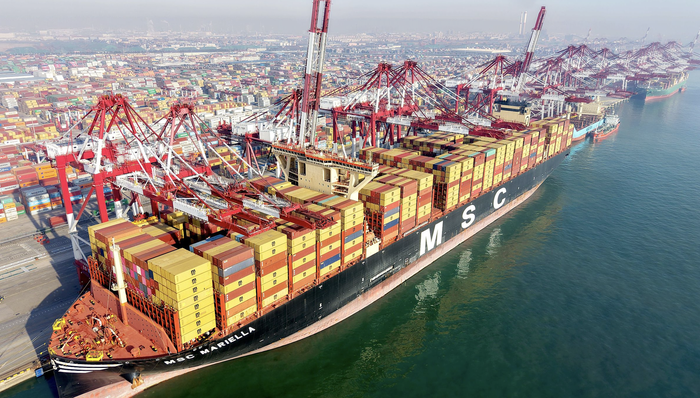 外贸,外贸;2025年;中国出口;同比增长5.5%