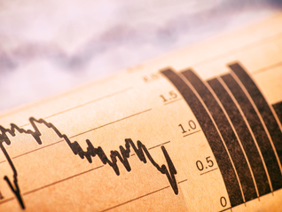 泉果基金旗下泉果旭源三年持有期混合C（016710）近半年回报达14.78%