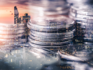 A股弱勢整理，北證50大跌6%！證券ETF龍頭(560090)弱勢兩連陰，資金逢跌布局！券商板塊基本面與估值錯配，向上還有多少空間？機構分析！