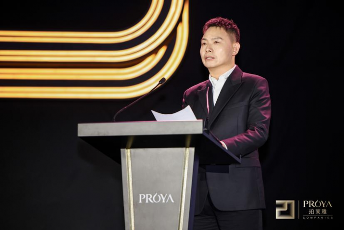 从追随到引领珀莱雅方玉友持续推动品牌穿越周期的变革