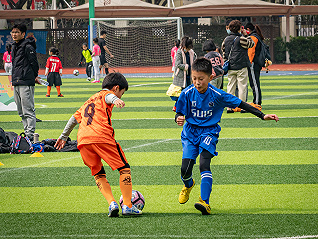 体育总局足球新政又一次从娃娃抓起，中国足球青训机制如何焕新？