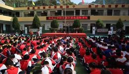 延川县东关小学举行防灾减灾紧急疏散演练活动