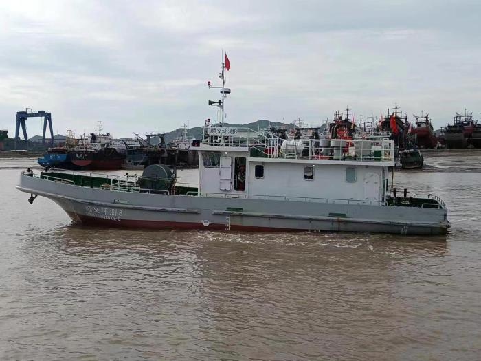 宁波港域首艘生活污水海上接收船成功获证