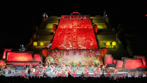 一眼望千年 故事从“新”说——看泰安文旅演艺如何升维“破圈”？